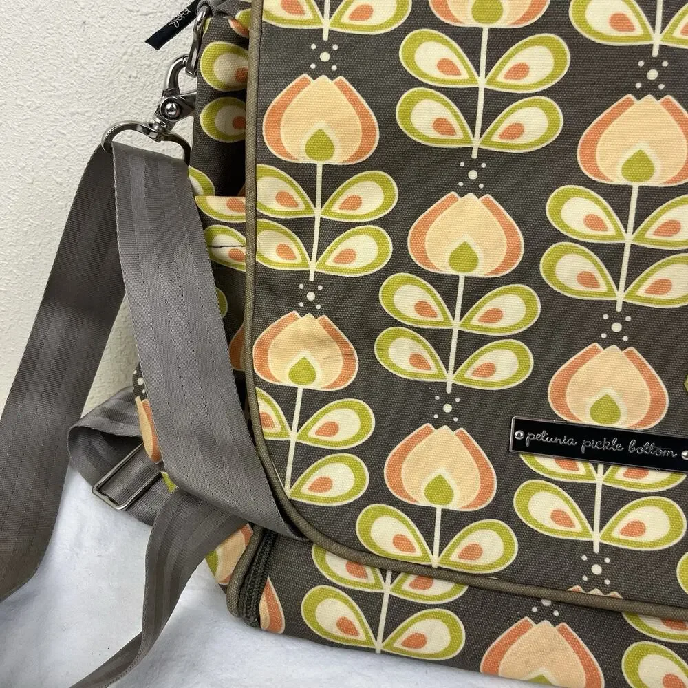 Petunia Pickle Bottom Boxy Backpack Diaper Bag Oslo in Bloom Boho Floral Retro